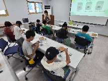 2026년 독서의 달 체험 행사 <나만의 병 테라리움 만들기>
